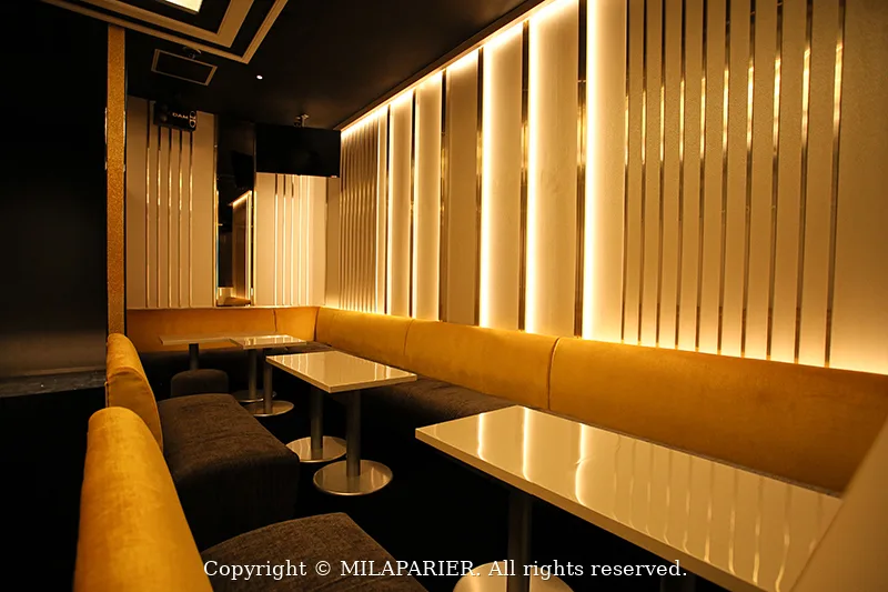 Club Chiaraの店内